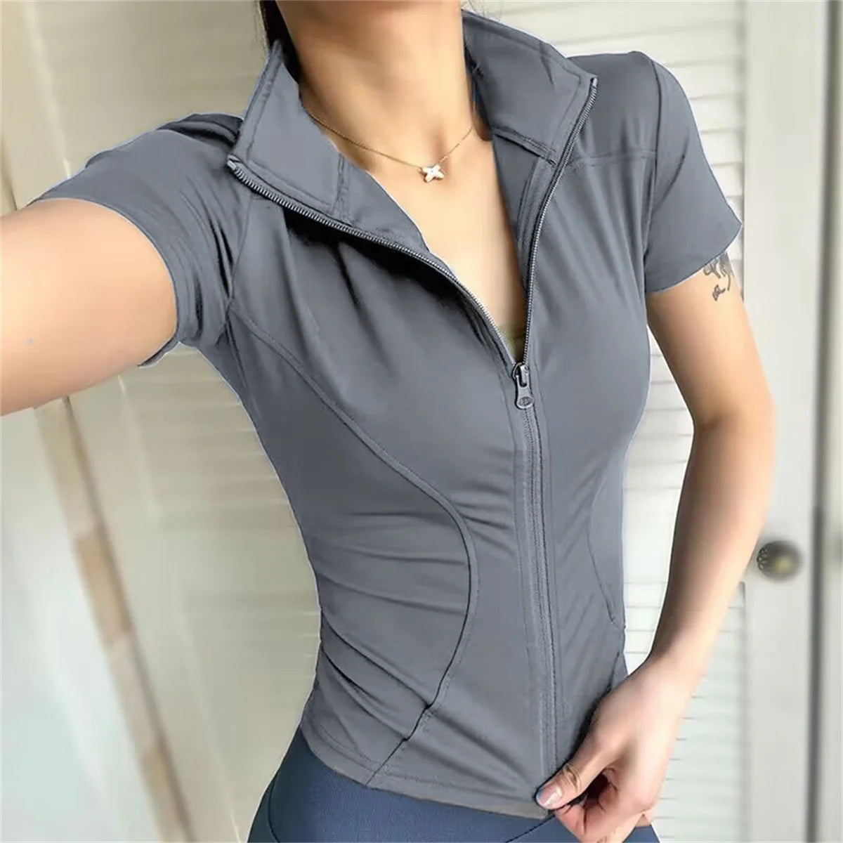 Summer High Quality Waist Slimming Training Tops Women's Quick-drying Tight Stand Collar Full Zipper Short Sleeves Yoga shirts